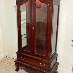 Vintage Chippendale Style Mahogany 2-Door China Curio Cabinet with Drawer Light
