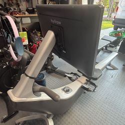 Premium Home Gym Bundle – Hydrow Rower + Peloton Bike+ (Like New!)
