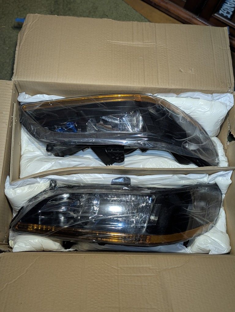 New JDM Honda Accord Headlights ('98-'02)