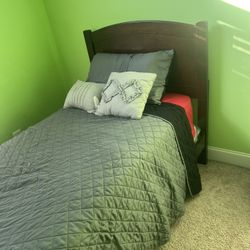 Twin Possible XL TWIN Size Beds With Mattress  (Correction To Post) 