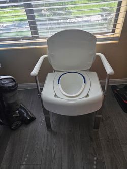 Handicap Toilet