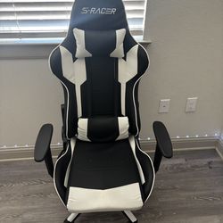 Gaming chair