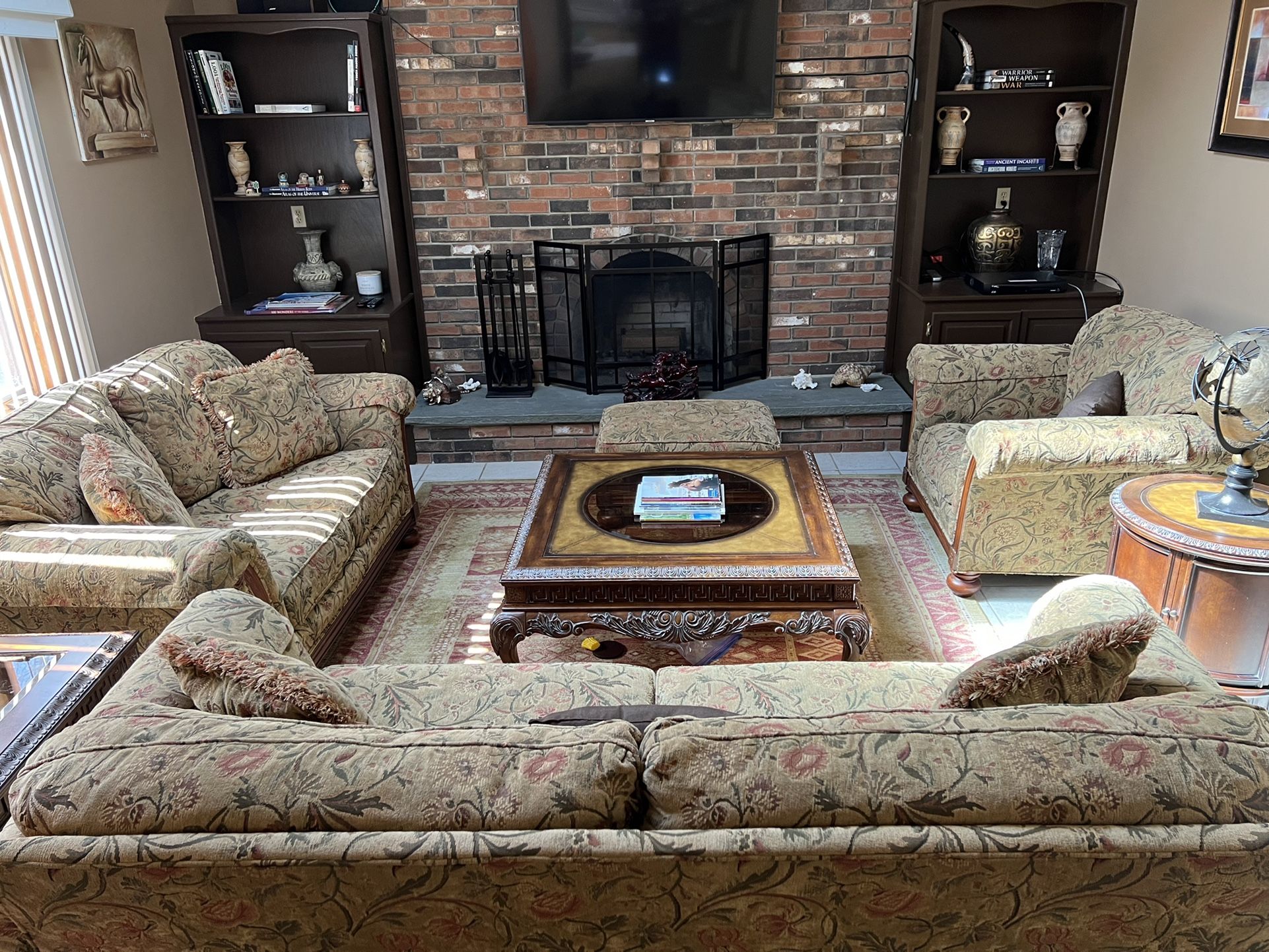 Traditional Contemporary Clayton Marcus  Sofa Set