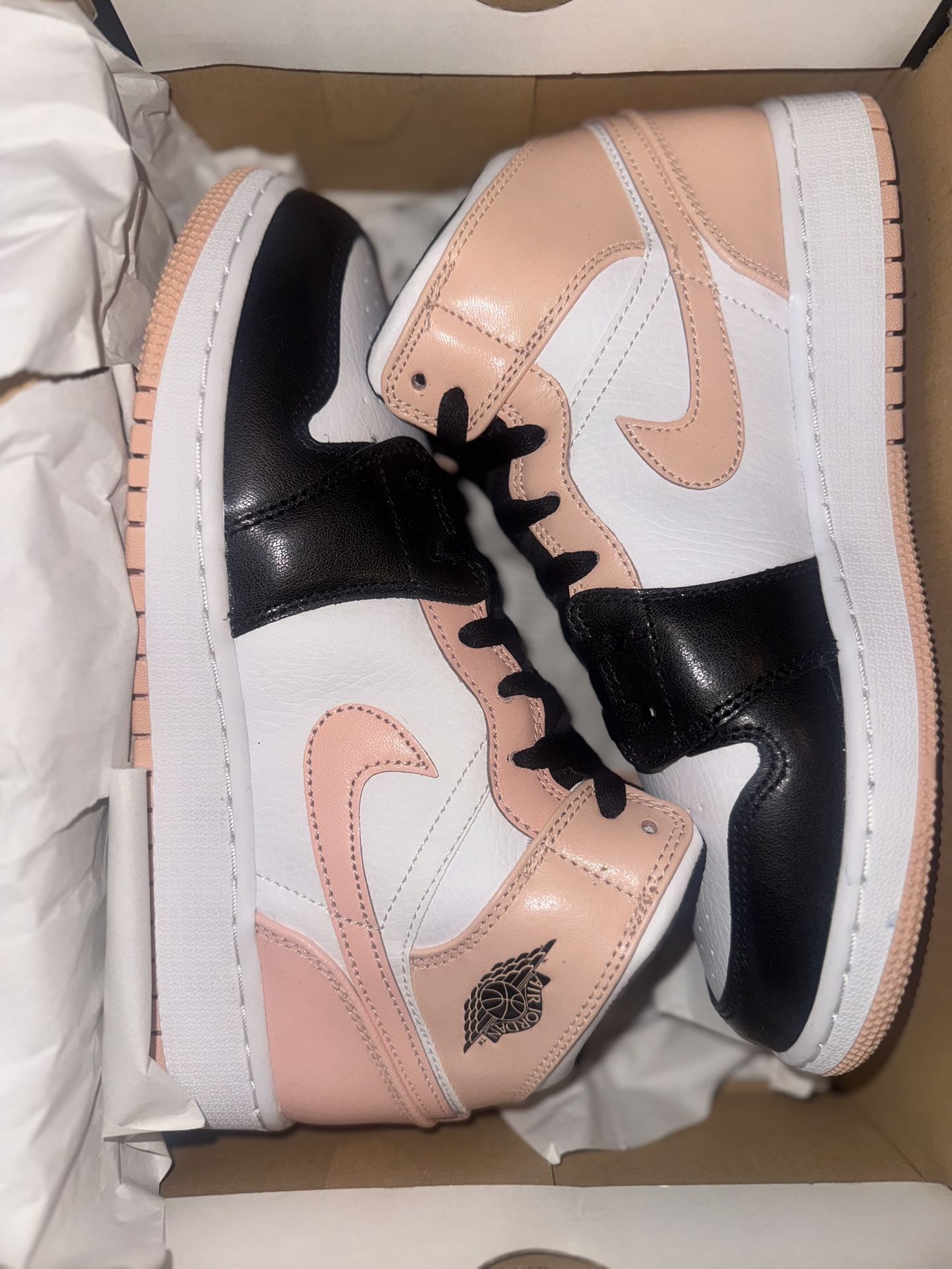 Artic Orange Black Toe 1 Mid Brand New Size 6Y $80
