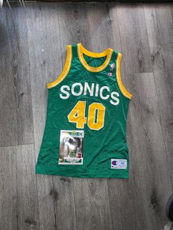 Shawn Kemp Champion Jersey size 40 and Funko Pop