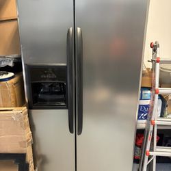 Kenmore Stainless Steel Double Door Refrigerator