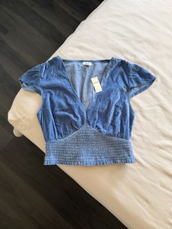 Women’s aerie blouse