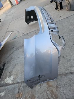Toyota Highlander rear bumper Oem