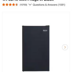Magic Chef 4.4 cu. ft. Mini Fridge in Black