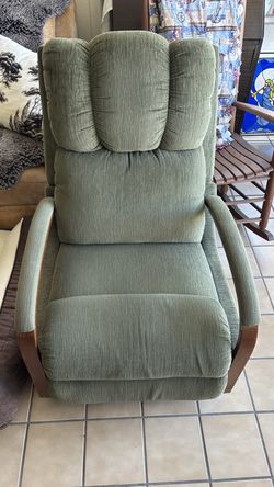Pair of Green Reclner Chairs