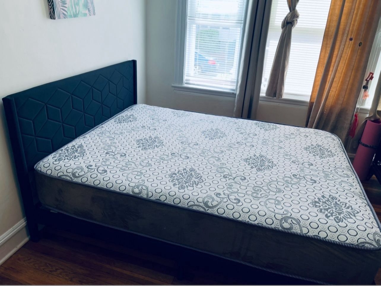 Queen Size Set Bed Frame & Mattress 10” Thick Brand New Delivery Available 