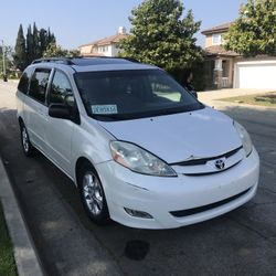 2006 Toyota Sienna