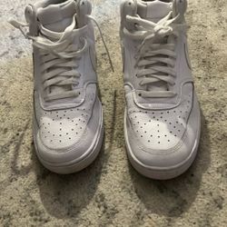 Men’s Nikes