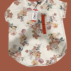 Woman’s Floral Blouse Medium