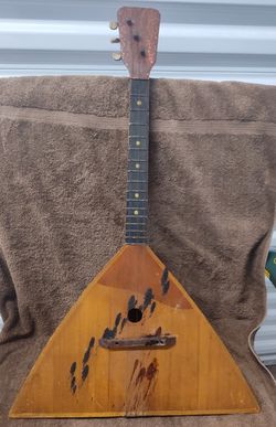 
1918 Russian Balalaika with 3 Strings.