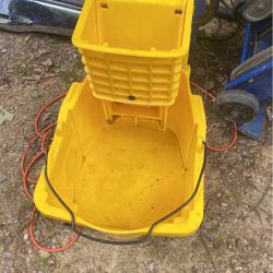 Nice Mop Bucket 