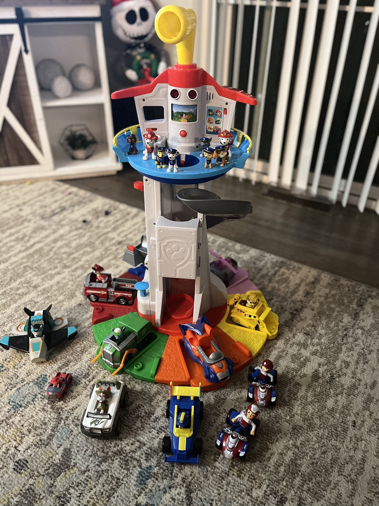 PAW PATROL LOVERS- Excellent Condition