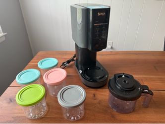 Ninja Creami & 5 Pint Ninja Brand Cups