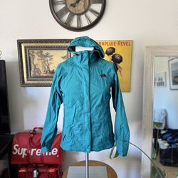 The North Face Hyvent Jacket in Turquoise Women's Size Small