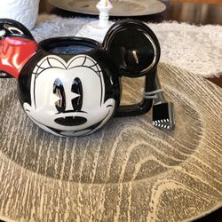 New Disney Minnie Mouse Mug With Stirrer