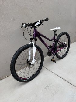 GIANT Liv Tempt 4 MTB  27,5wheels