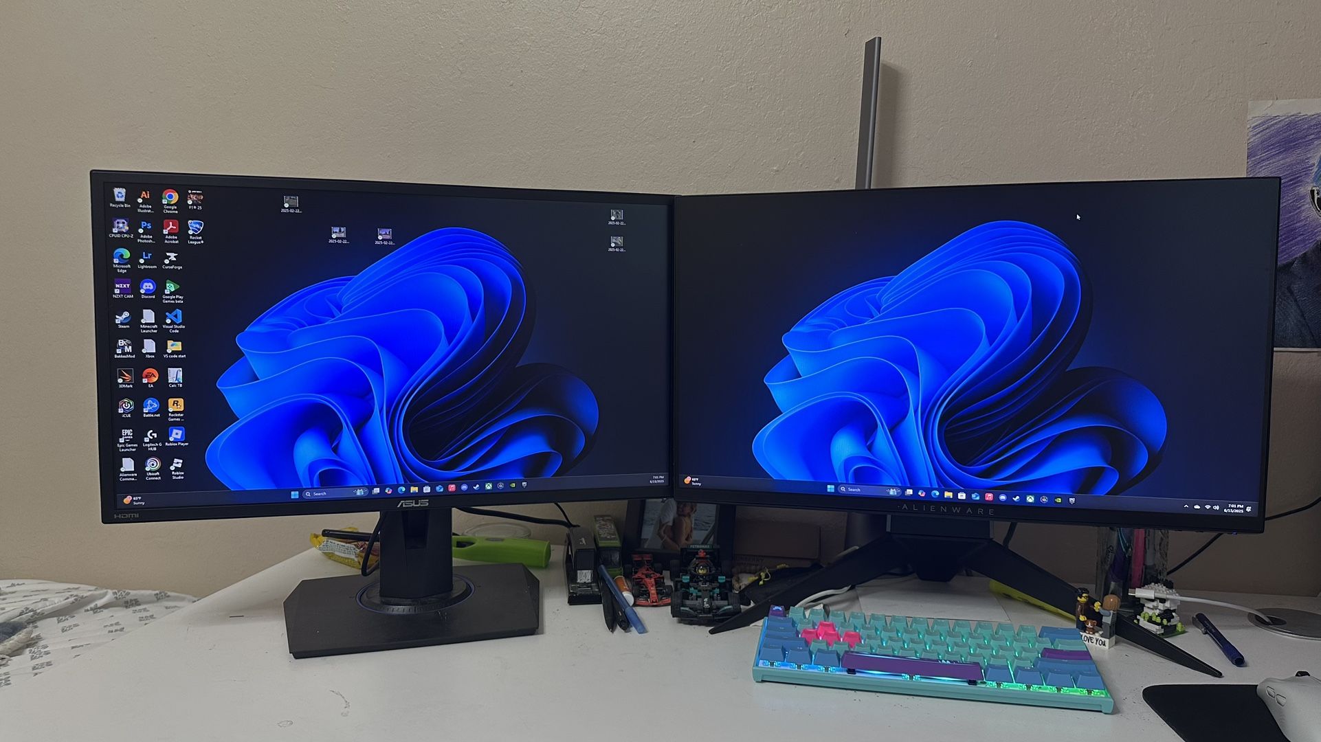Two Monitors: 24' Alienware AW2518Hf and 24' ASUS VG245H