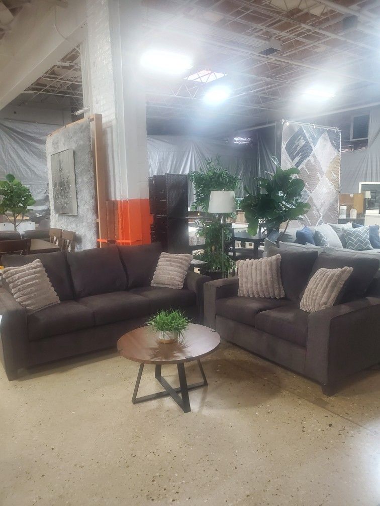 Brown Fabric Sofa And Loveseat With Throw Pillows (New)