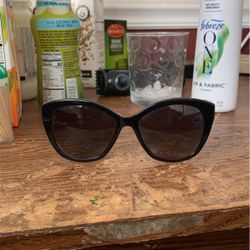 Dolce&Gabbana 4220 Polarized Sun Glasses