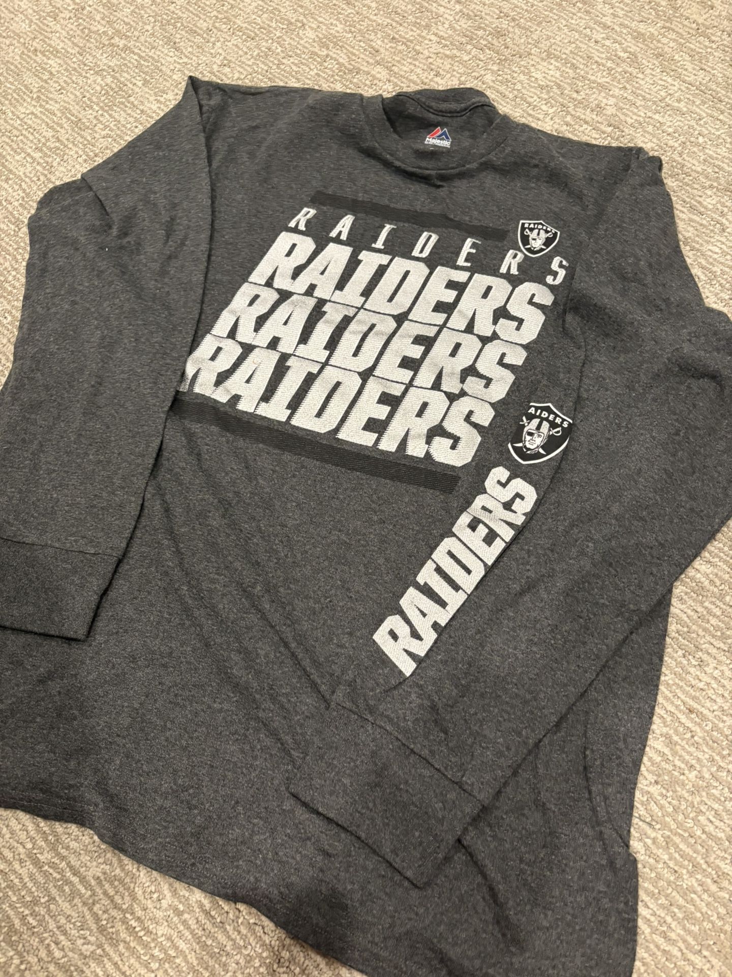 Raiders Shirt Men L Gray Long Sleeve Pullover NFL Majestic 