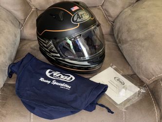 Arai Signet-X US Flag Helmet (Matte Black) – Size Large (Excellent Condition / Purchased 3 Months Ago)