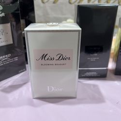 Colognes And Perfumes