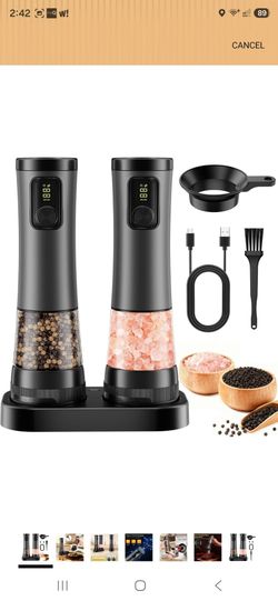 Electric salt and pepper mill