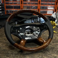 Mercedes Benz S550 Steering Wheel Upholstery 