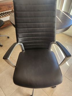 Accord highback desk/dining chairs