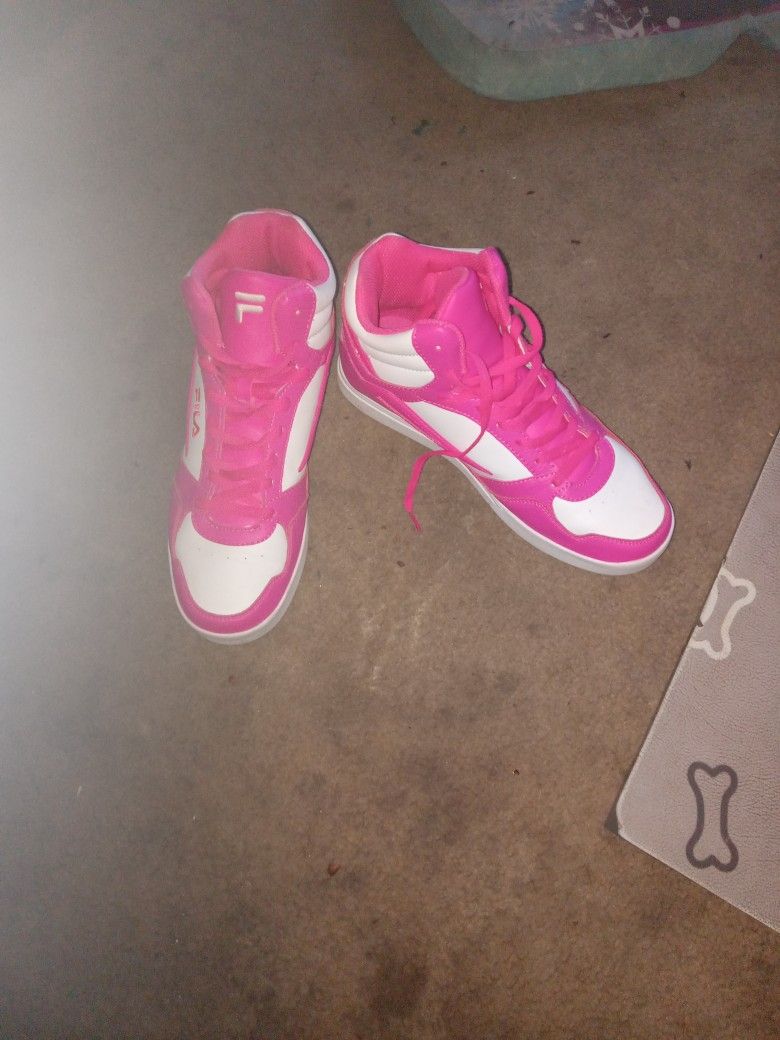 Hot Pink N White Filas