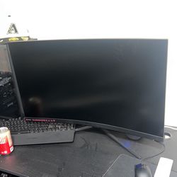 MSI Monitor 32” Curved