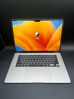 Apple MacBook Air 2023 A2941 15in M2 10 Core GPU 8GB RAM 256GB SSD *6901