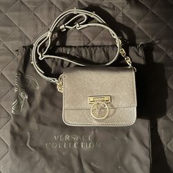 Versace Original Handbags for Sale in New Hradec, ND - OfferUp