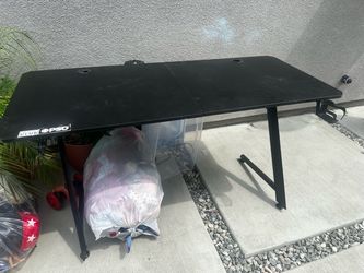 Game table