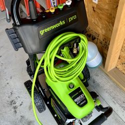 Greenworks 2500 Pro Power Washer
