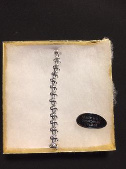 Silver plated and gold bracelets made with Swarovski Cristal 10$ each new