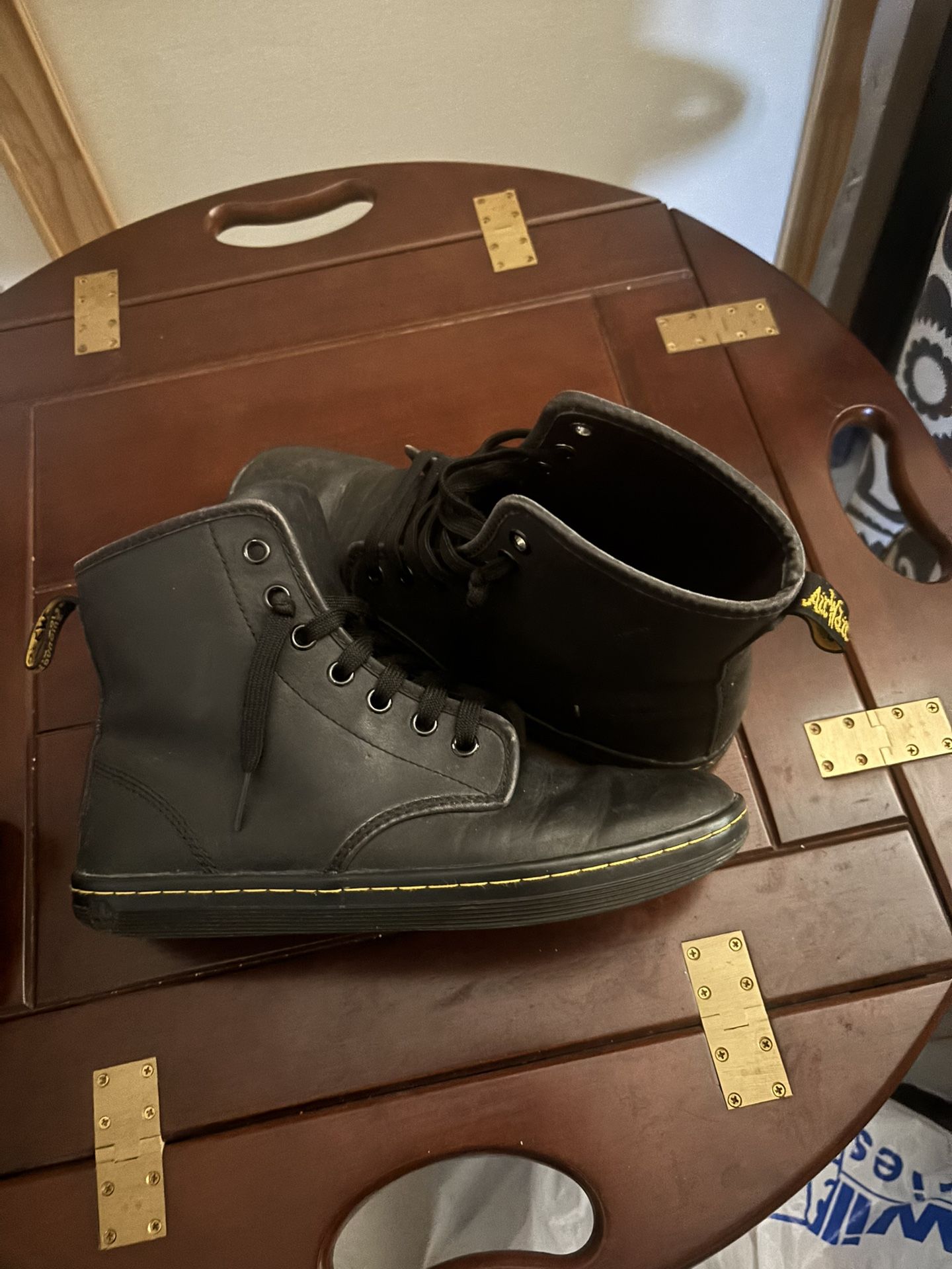 Dr Martins