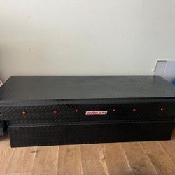 👉 Weather Guard Truck Tool Box – Heavy Duty