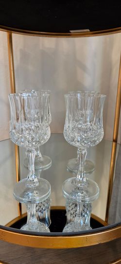 Four Brand New Elegant Vintage-Style Crystal Stemmed Wine Glasses