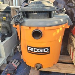 Brand New Ridgid Shop Vac 16 Gallon. $95 Pickup In Oakdale 