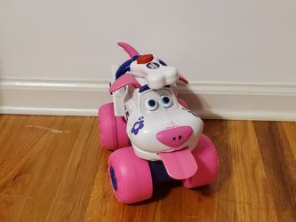 NEW STREET DOGS WIRELESS REMOTE CONTROL TALKING PINK TRUCK ROXIE