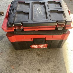 Milwaukee M18 Packout Vacuum (Tool Only)