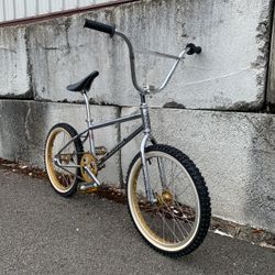 1985 Hutch BMX