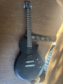 ESP LTD EC-10 Electric Guitar + Peavey Rage 158 Amp + Cord & Strap