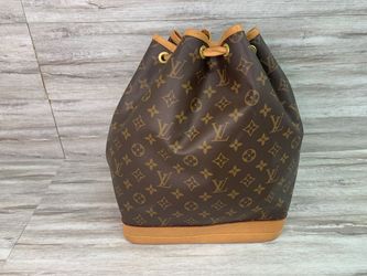Louis Vuitton M42224 Monogram Canvas Noe Bucket Bag (PO1012845)